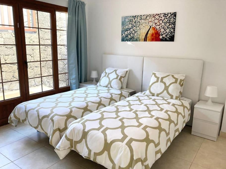 פלאיה בלנקה Luxury 4-Bedroom Villa With Heated Pool + Sea View מראה חיצוני תמונה